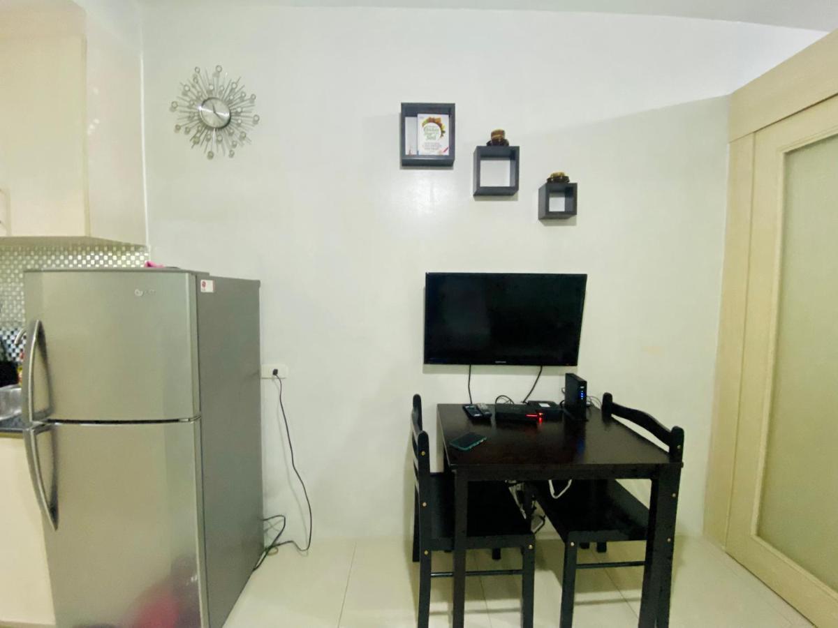 Madison'S Place At Sea Moa Manila Bagian luar foto
