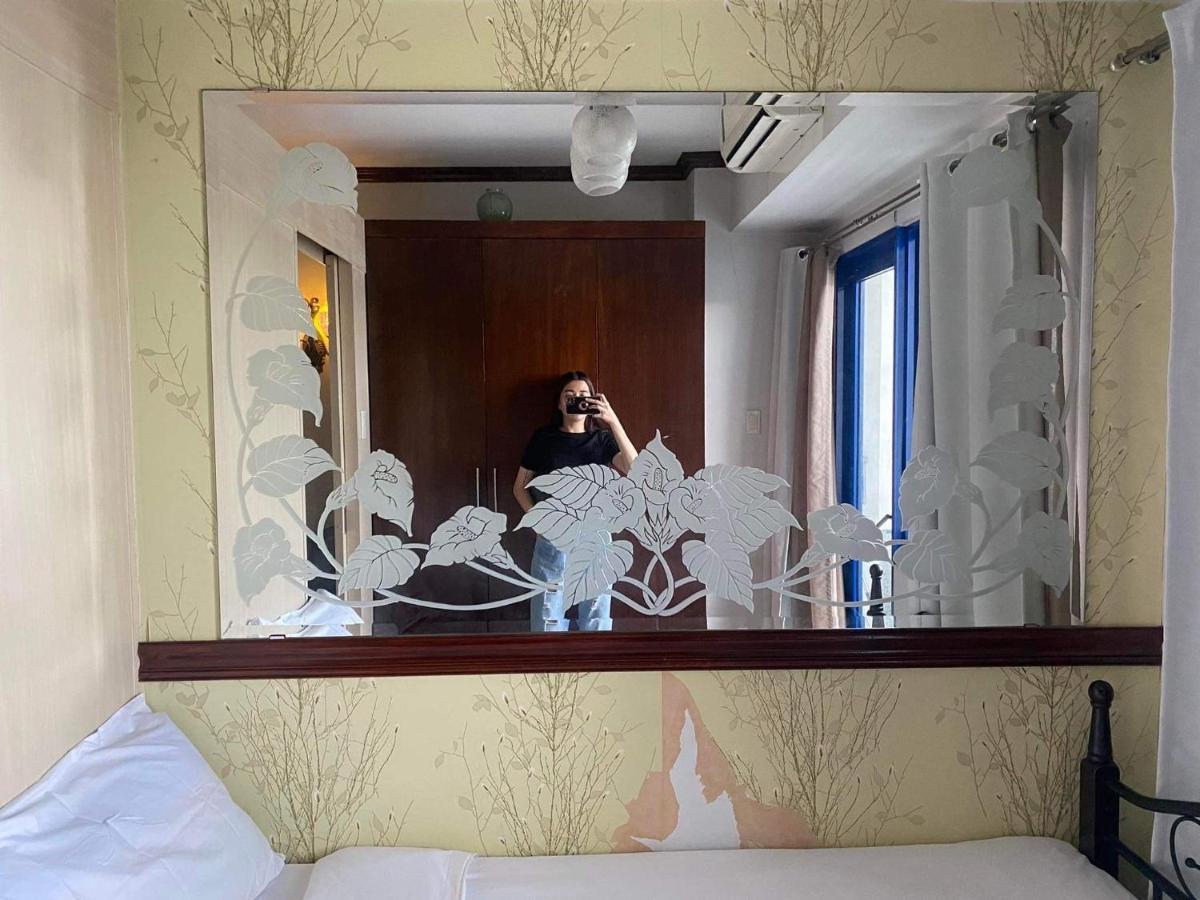 Madison'S Place At Sea Moa Manila Bagian luar foto