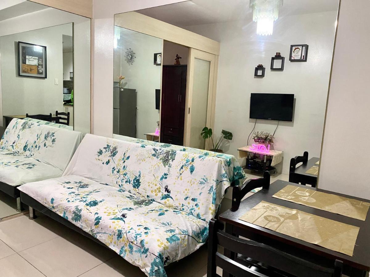 Madison'S Place At Sea Moa Manila Bagian luar foto