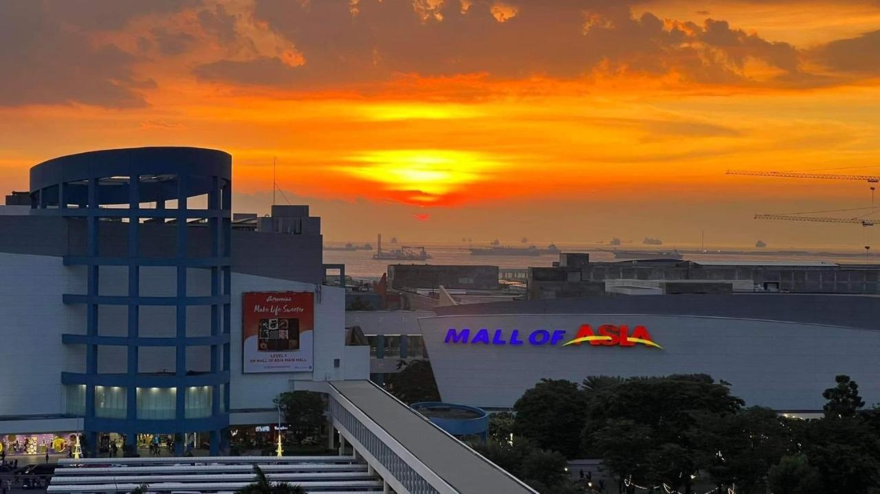 Madison'S Place At Sea Moa Manila Bagian luar foto